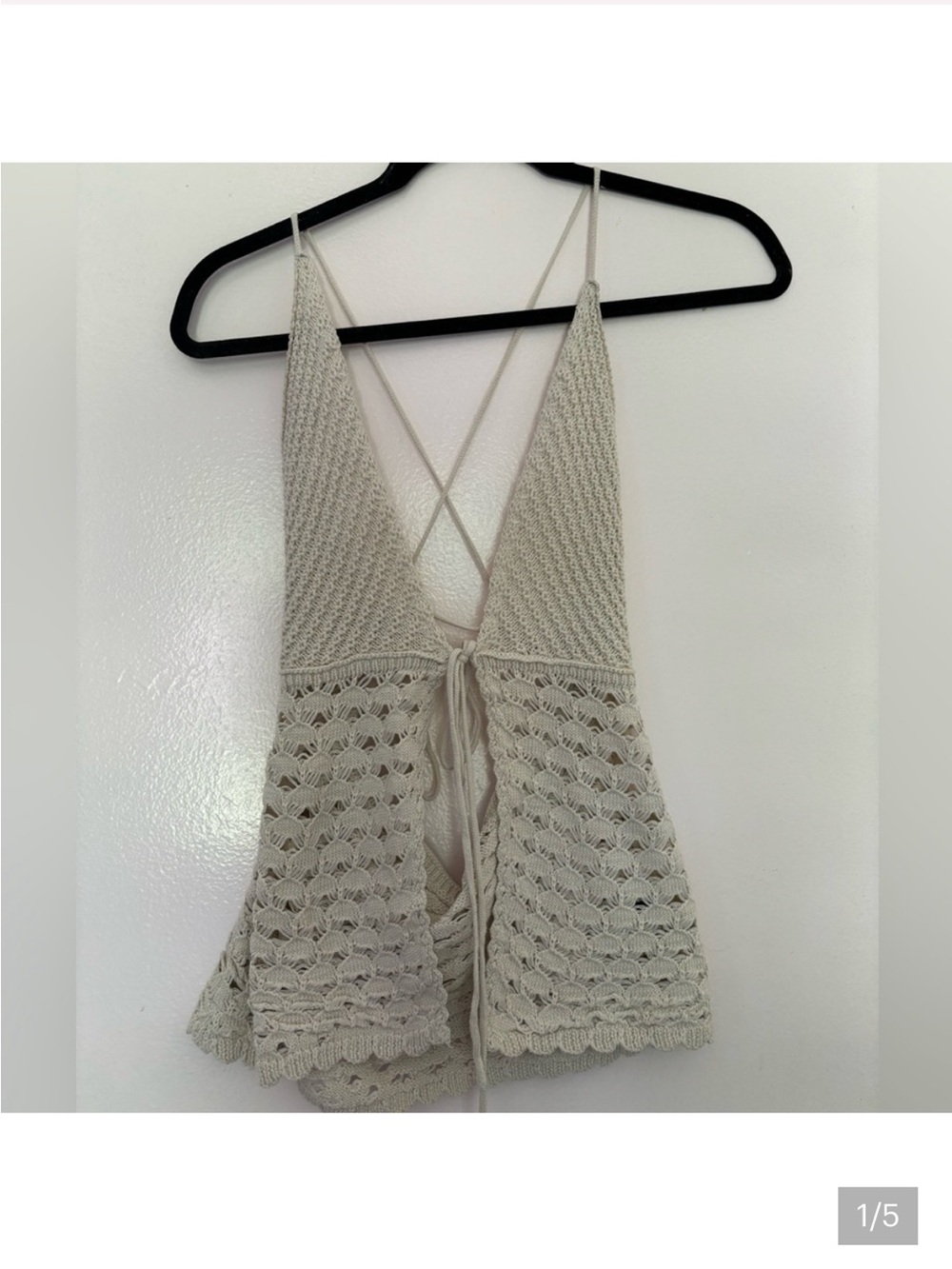 Crochet front tieOpen-Back Halter Top in Light Beige Sz M EUC - Picture 7 of 7